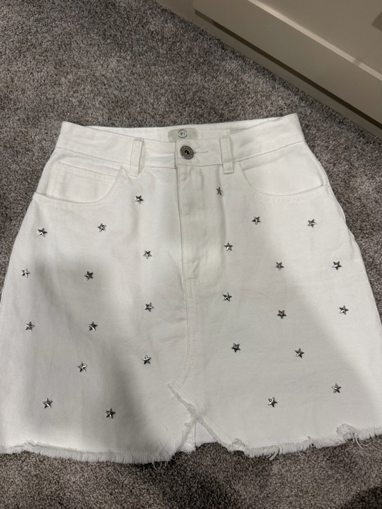 Cotton On Dresses & Skirts - Cotton on White Star-Embellished Denim Mini Skirt
